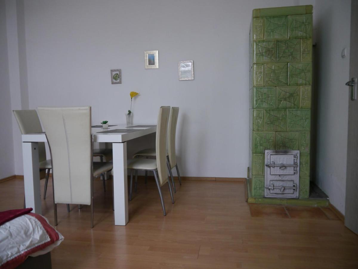Brama Bieszczad Apartamento Lesko Exterior foto