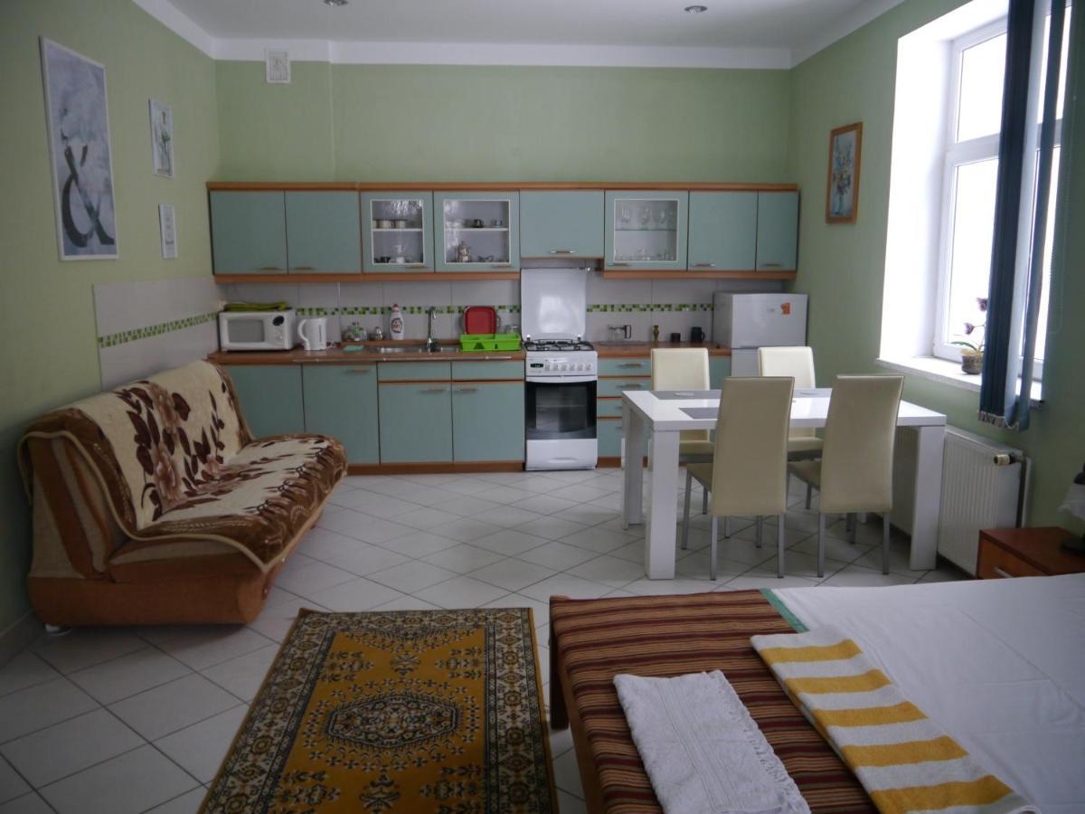 Brama Bieszczad Apartamento Lesko Exterior foto